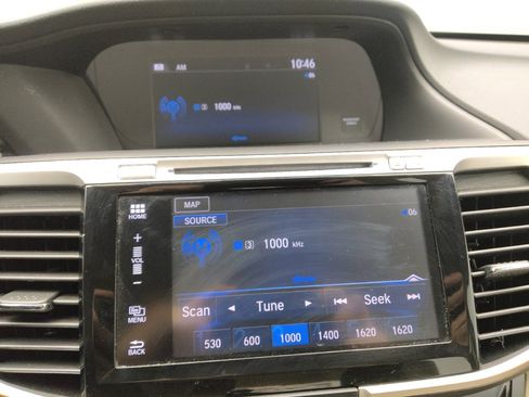 Used 2017 Honda Accord EX-L image 25