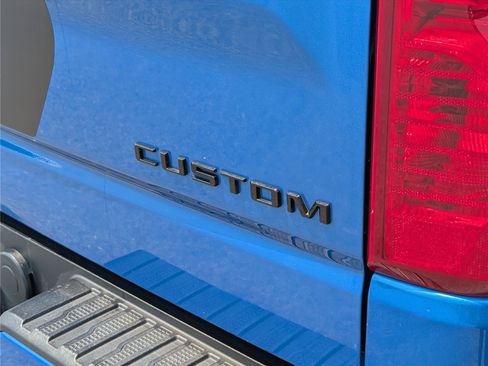 Used 2023 Chevrolet Silverado 1500 Custom w/ Rally Edition AWD/4WD image 9
