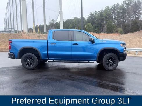 Used 2023 Chevrolet Silverado 1500 ZR2 image 2