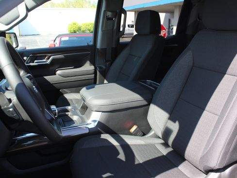 New 2026 Chevrolet Silverado 1500 RST w/ True North Edition Plus AWD/4WD image 9