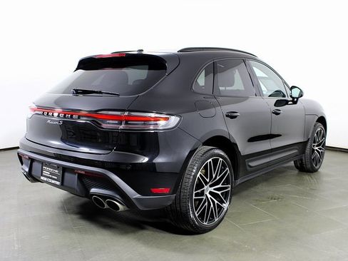 Certified 2023 Porsche Macan S image 7