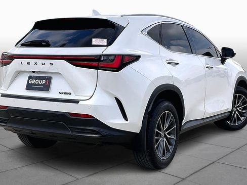 Used 2025 Lexus NX 250 FWD w/ Accessory Package (2T) image 11