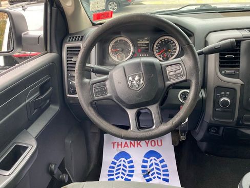 Used 2016 RAM 2500 Tradesman w/ Chrome Appearance Group image 10