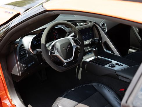 Used 2019 Chevrolet Corvette ZR1 RWD image 34