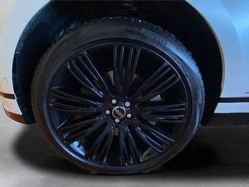 Used 2021 Land Rover Range Rover Velar R-Dynamic HSE image 35