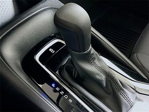 Used 2024 Toyota Corolla LE image 17