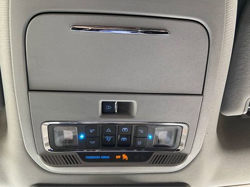 Used 2023 Ford F150 Lariat w/ Equipment Group 502A High image 39