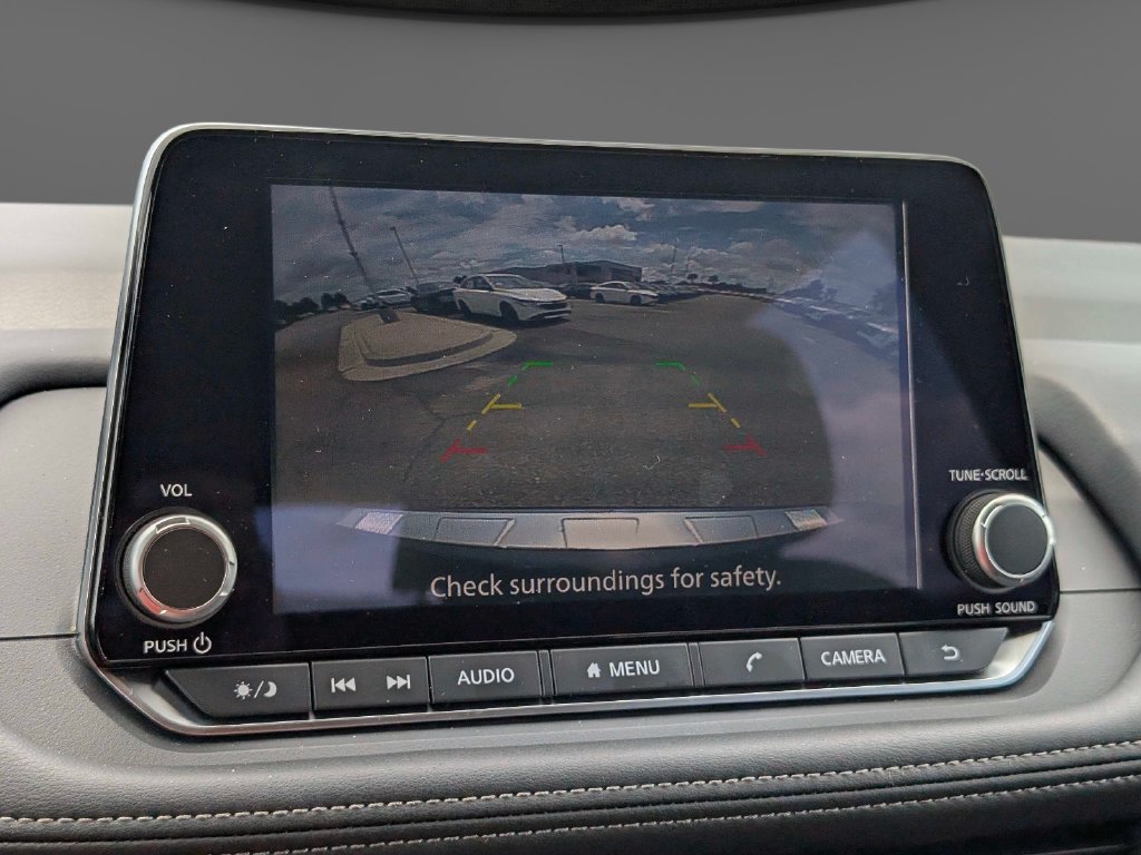 Certified 2026 Nissan Rogue SV FWD image 23