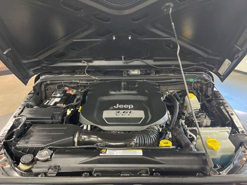 Used 2012 Jeep Wrangler Sport AWD/4WD image 51