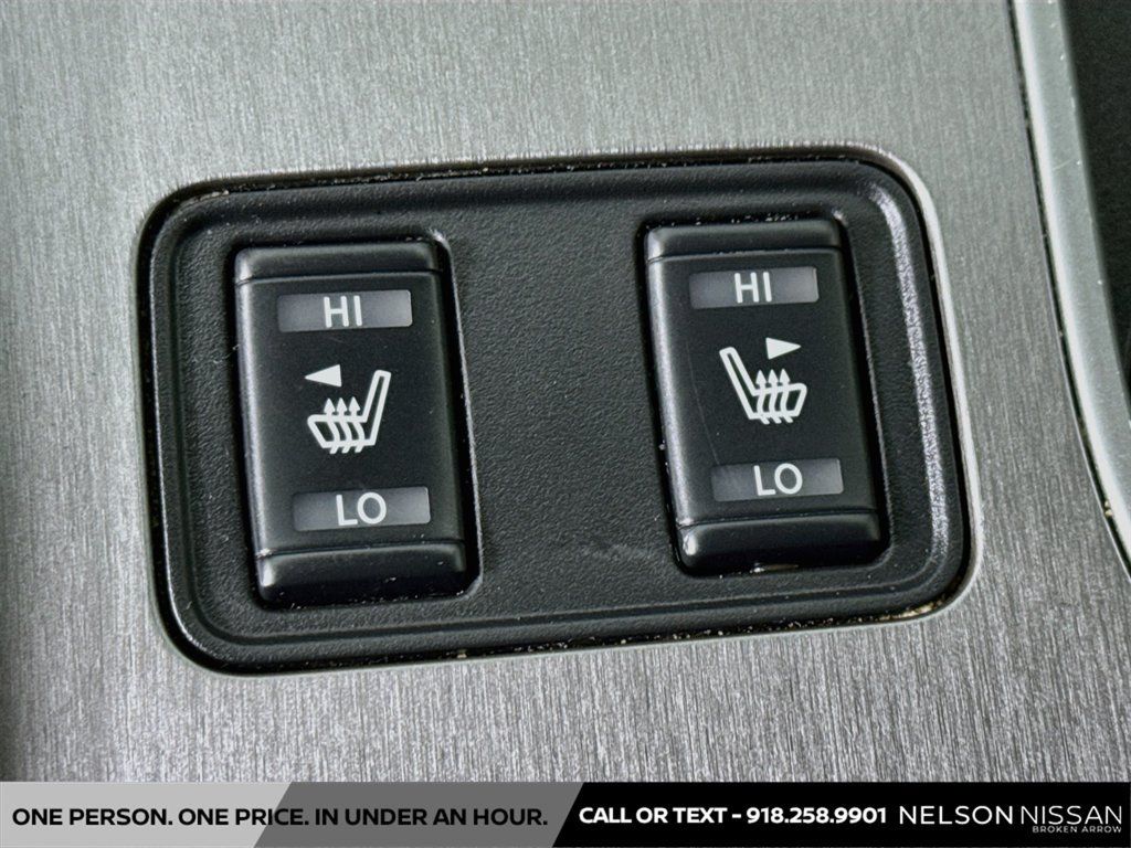 Used 2020 Nissan Murano SL w/ Moonroof Package FWD image 21