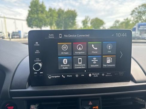 Used 2025 Honda Pilot Elite image 8