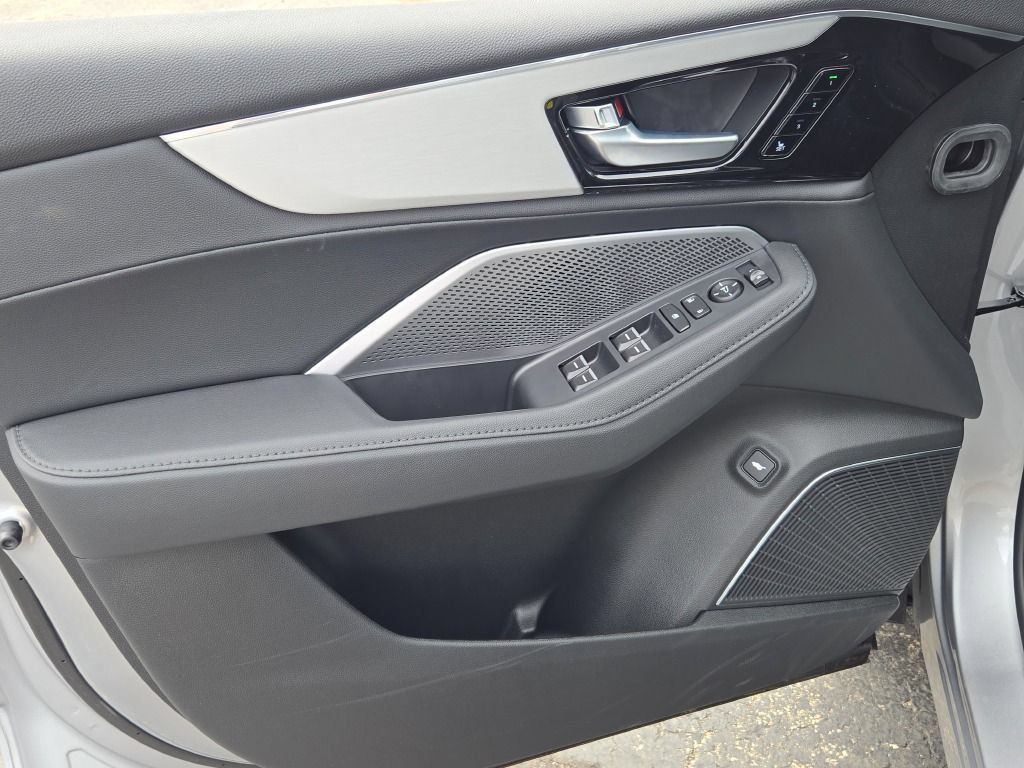 New 2026 Acura MDX SH-AWD image 36