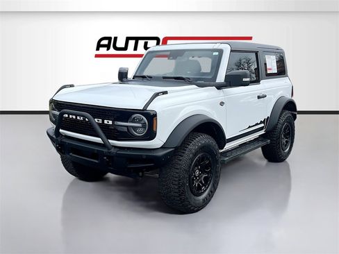 Used 2024 Ford Bronco Wildtrak image 3