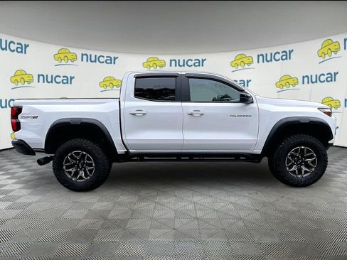 Used 2024 Chevrolet Colorado ZR2 AWD/4WD image 8