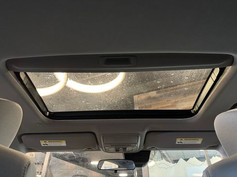 Used 2018 Honda Accord EX image 21