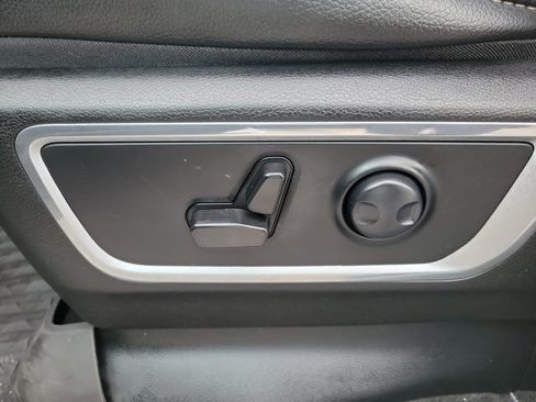 Certified 2023 RAM 1500 Laramie RWD image 19