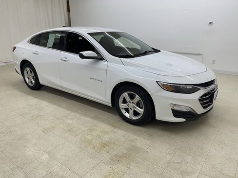 Used 2022 Chevrolet Malibu LS w/ Driver Confidence Package II image 6