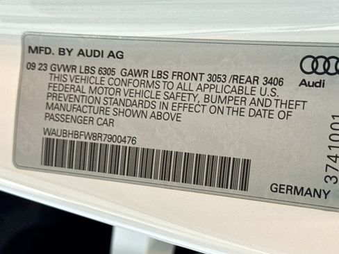 Used 2024 Audi RS e-tron GT w/ Carbon Performance Package image 30