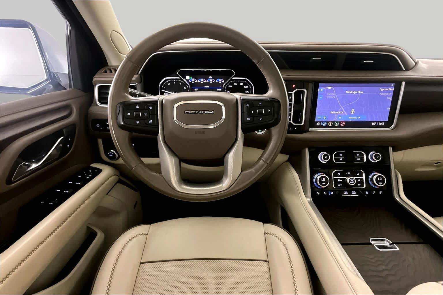Used 2021 GMC Yukon Denali w/ Denali Premium Package RWD image 6