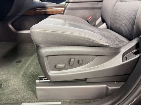 Used 2017 Chevrolet Tahoe LS image 13