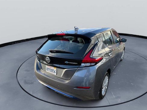 Used 2022 Nissan Leaf S image 4