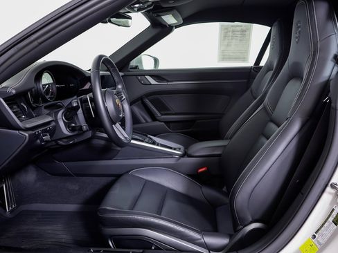 Certified 2024 Porsche 911 Carrera image 5