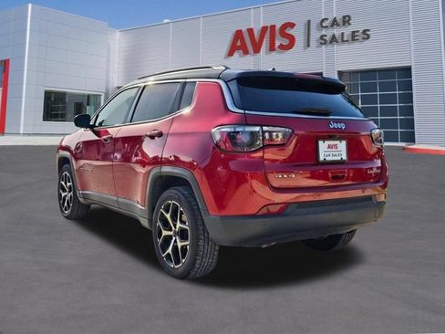 Used 2025 Jeep Compass Limited AWD/4WD image 8
