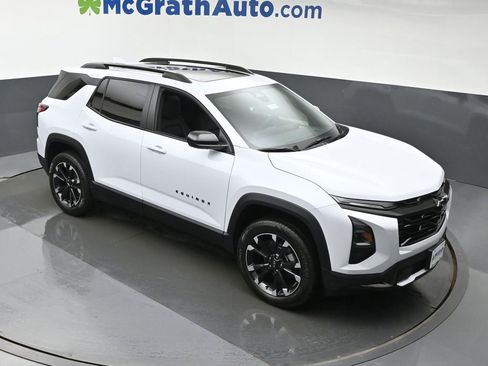 New 2026 Chevrolet Equinox RS image 3