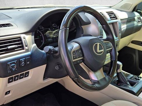 Used 2021 Lexus GX 460 Premium w/ Premium Package AWD/4WD image 10