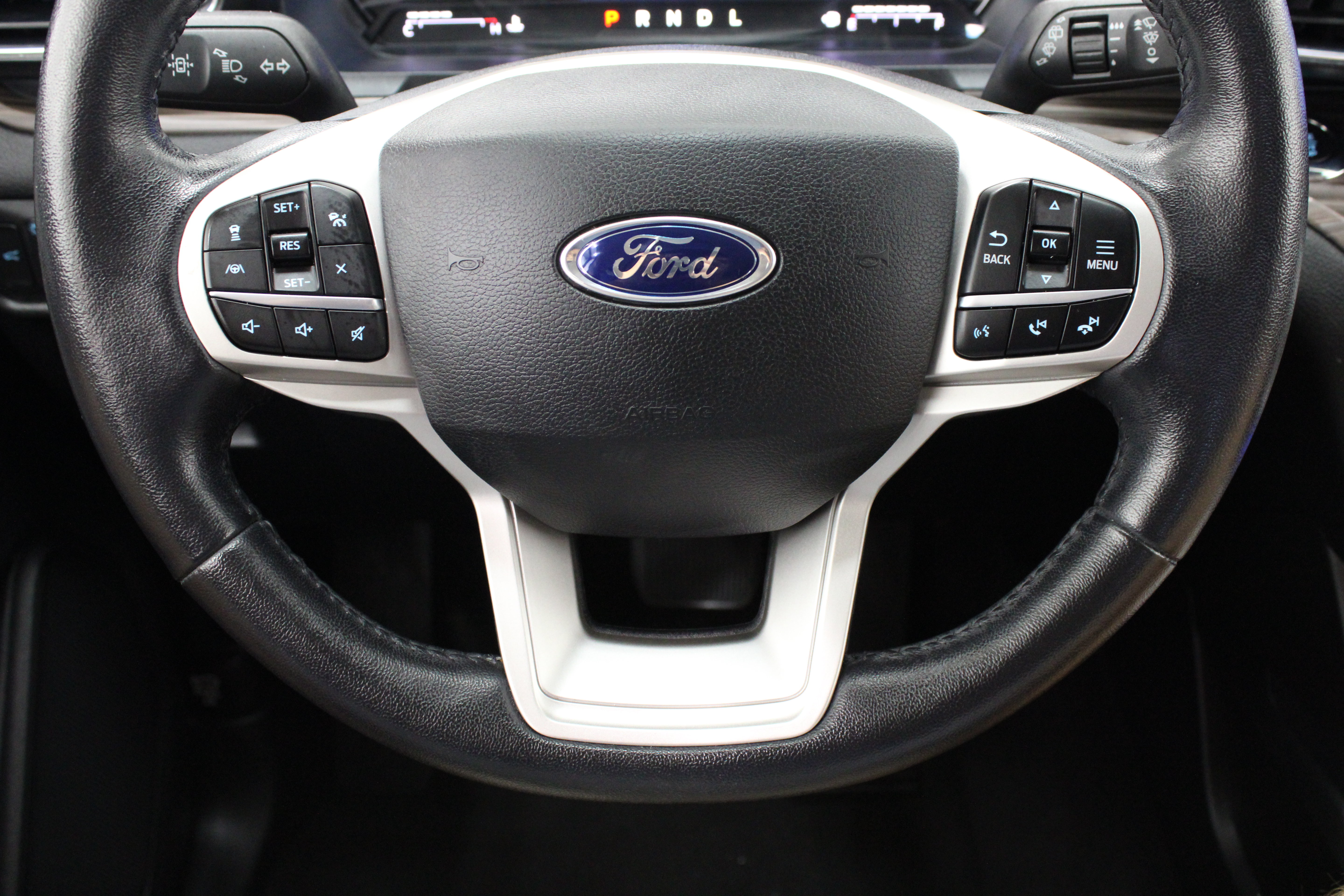 Used 2021 Ford Explorer Limited w/ Equipment Group 301A RWD image 26