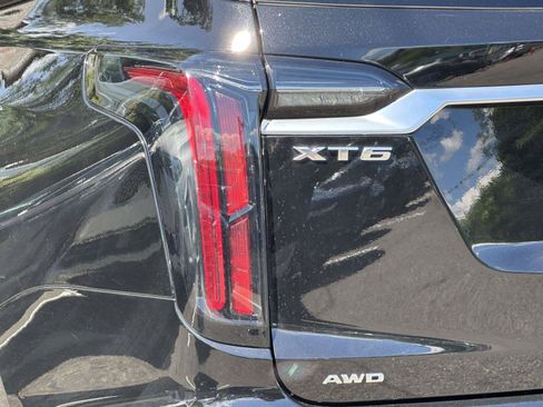 Used 2023 Cadillac XT6 Sport AWD/4WD image 12