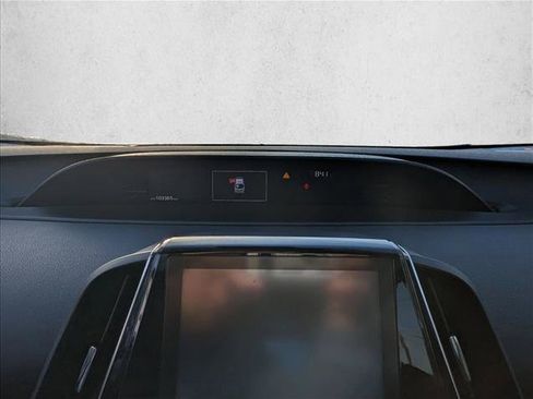 Used 2017 Toyota Prius Prime Advanced image 10