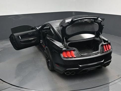 Used 2021 Ford Mustang Shelby GT500 w/ Technology Package RWD image 30