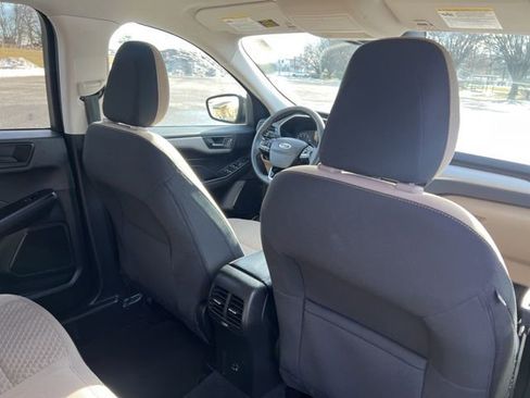 Used 2022 Ford Escape SE w/ Convenience Package image 33