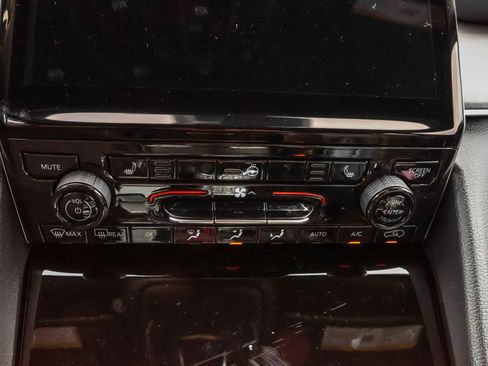 New 2025 Jeep Grand Cherokee Limited w/ Black Appearance Package image 18