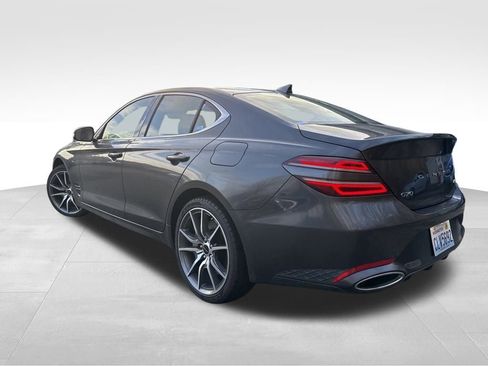 Used 2024 Genesis G70 2.5T image 6