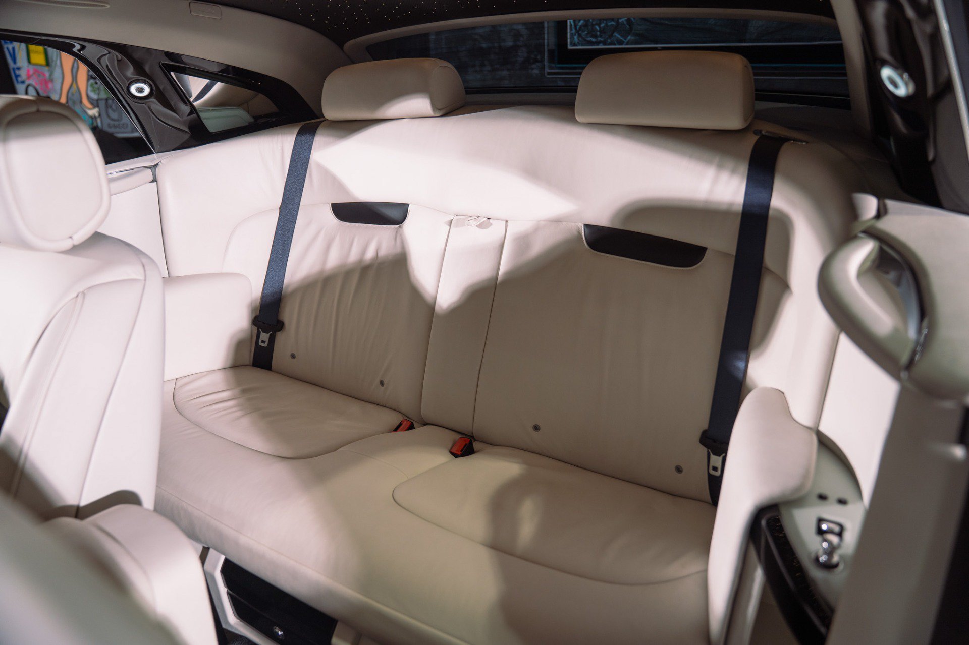 Used 2009 Rolls-Royce Phantom Coupe RWD image 46