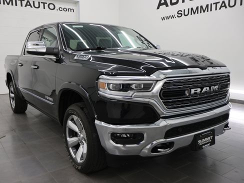 Used 2022 RAM 1500 Limited AWD/4WD image 2
