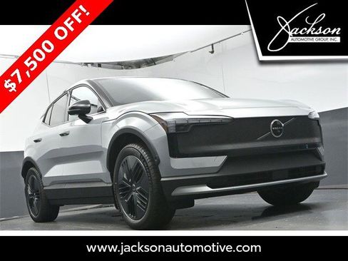 Used 2026 Volvo EX30 Cross Country Ultra w/ Protection Package Premier image 31