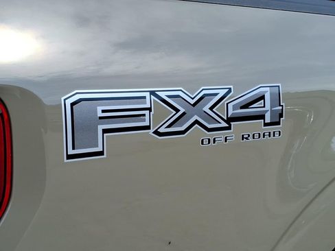 New 2026 Ford F150 XLT w/ FX4 Off-Road Package AWD/4WD image 9