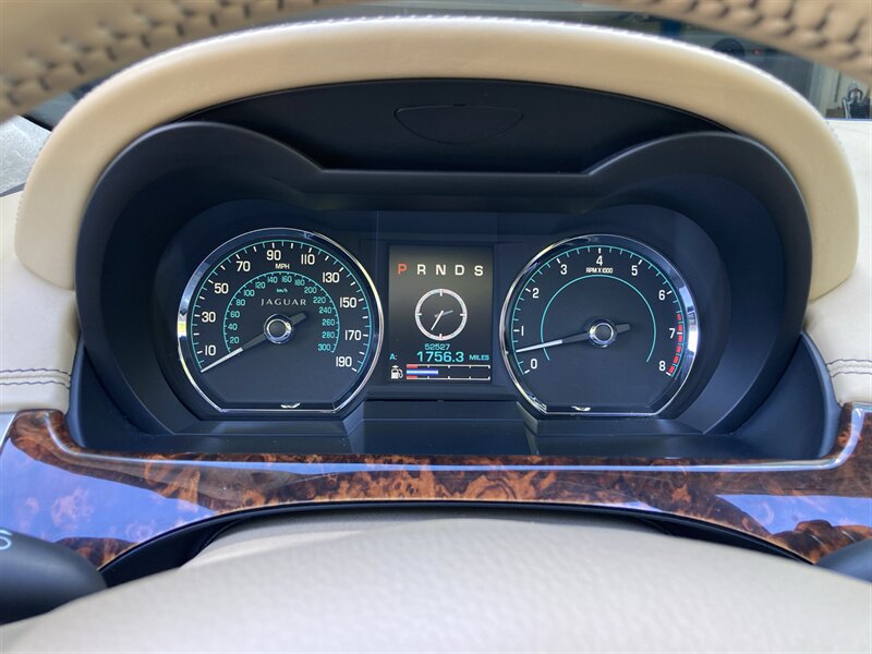 Used 2015 Jaguar XK Convertible RWD image 22