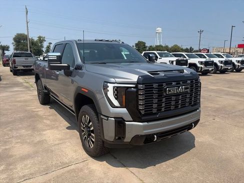 New 2026 GMC Sierra 2500 Denali Ultimate AWD/4WD image 8
