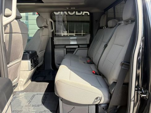 Used 2021 Ford F250 XLT w/ XLT Premium Package AWD/4WD image 10
