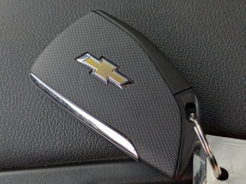 Used 2025 Chevrolet Silverado 1500 Custom image 20