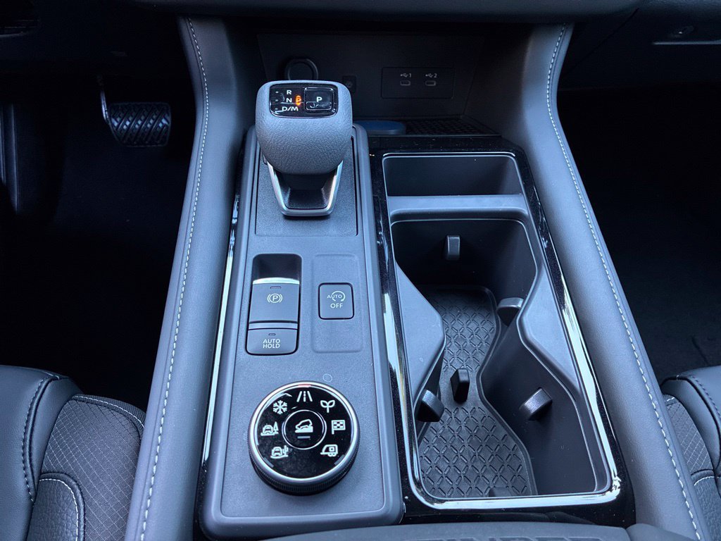New 2026 Nissan Pathfinder SL AWD/4WD image 23
