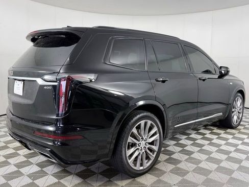 Used 2021 Cadillac XT6 Sport w/ Platinum Package image 9