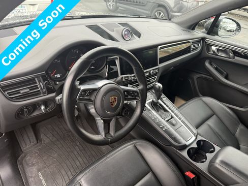 Used 2021 Porsche Macan image 8