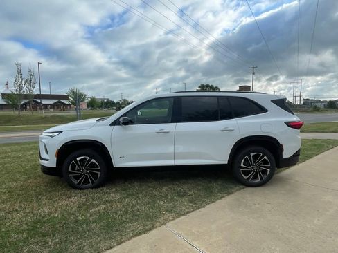 New 2026 Buick Enclave Sport Touring w/ Power Package FWD image 4
