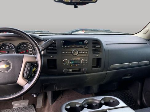Used 2012 Chevrolet Silverado 1500 LT RWD image 6