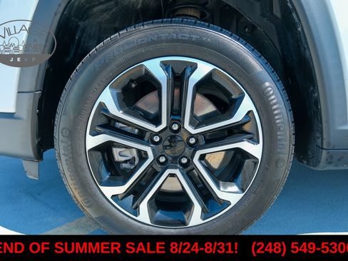 Used 2023 Jeep Compass Limited AWD/4WD image 10